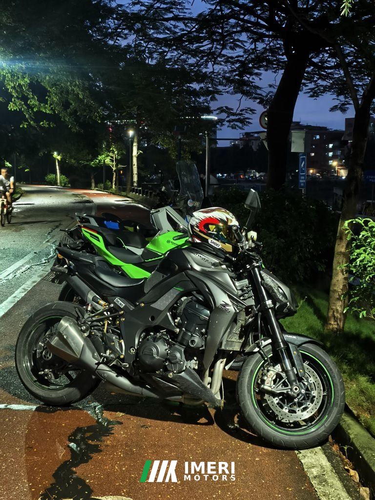 Kawasaki Z1000 - motorcycle from China