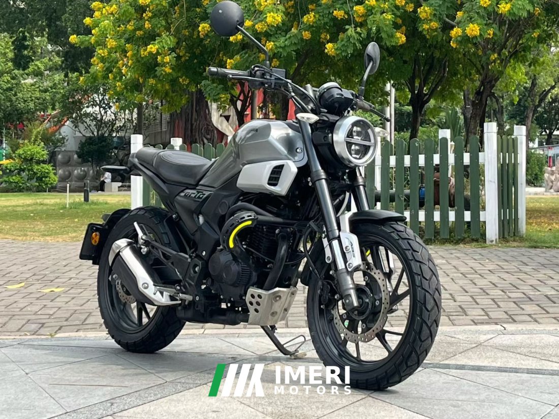 Sundiro Honda CBF190TR - мотоцикл из Китая
