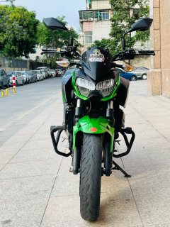 Kawasaki Z400 - ფოტო 8