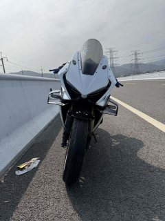 Honda CBR650R - ფოტო 4