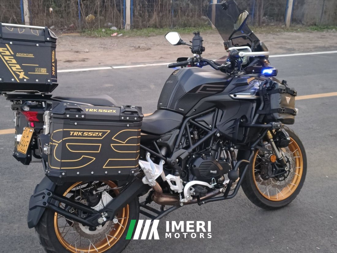 Benelli TRK552 550 cc - motorcycle from China