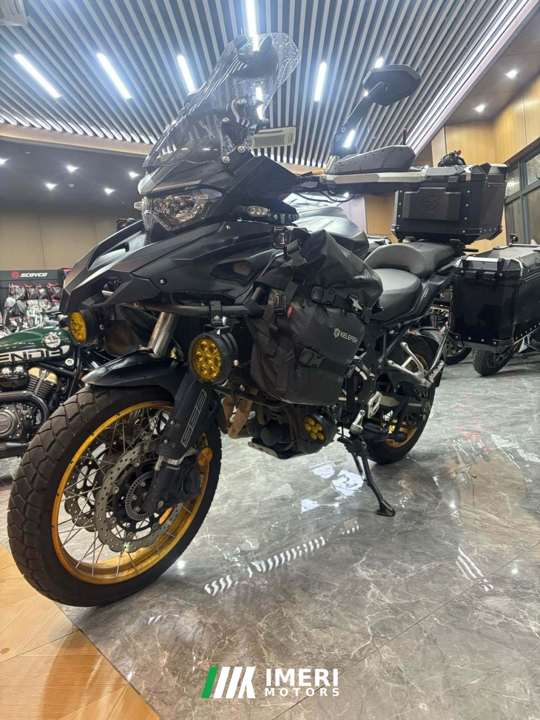 Benelli TRK552 550 cc - მოტოციკლი ჩინეთიდან