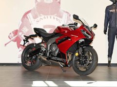 Triumph Daytona 660 - ფოტო 3