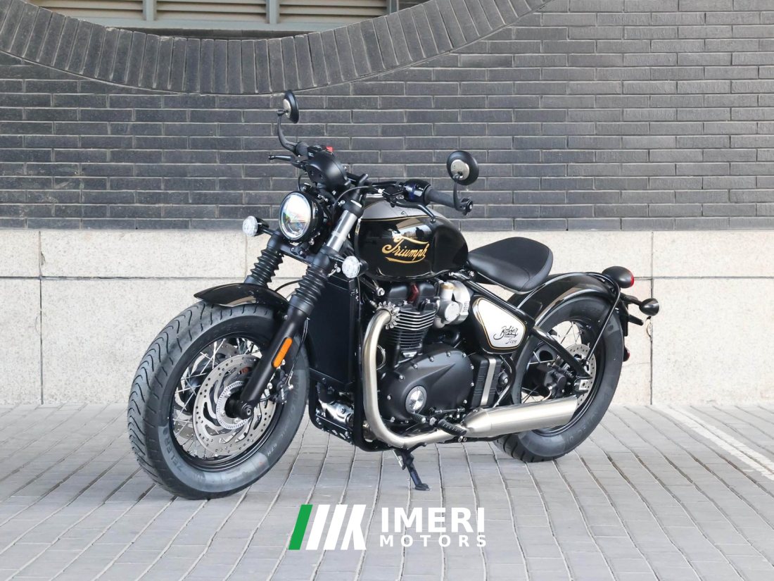 Triumph Bonneville Bobber 1200 cc - motorcycle from China