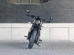 Triumph Bonneville Bobber 1200 cc - photo 2
