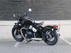 Triumph Bonneville Bobber 1200 cc - photo 5