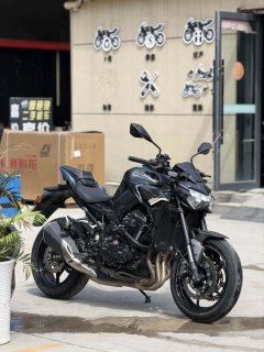 Kawasaki Z900 950 cc - фото 1