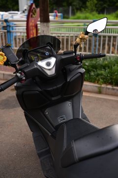 Voge SR4 Max 350 cc - ფოტო 4