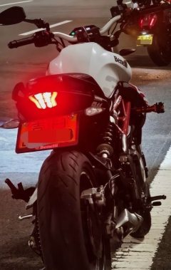 Benelli TNT 300 / BN 302S - photo 2