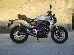 Honda CB300R - photo 3