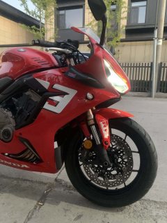 Honda CBR650R - ფოტო 4