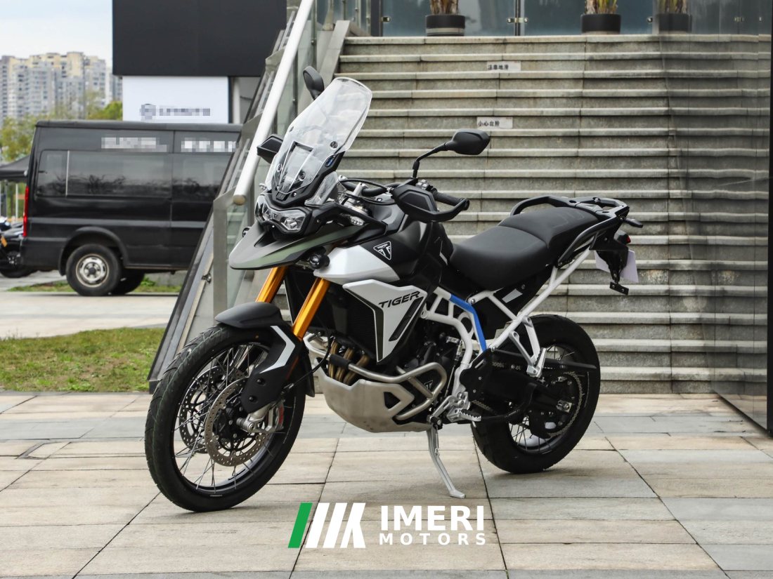 Triumph Tiger 900 - მოტოციკლი ჩინეთიდან