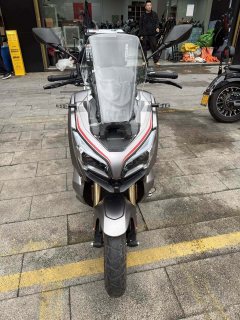 QJMOTOR Hong 250 ADV - photo 1