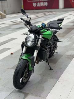 Benelli 752S 750 cc - ფოტო 2