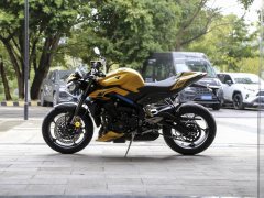 Triumph Street Triple 765 - ფოტო 7