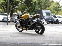 Triumph Street Triple 765 - ფოტო 8