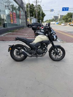 Sundiro Honda CBF190TR - ფოტო 5