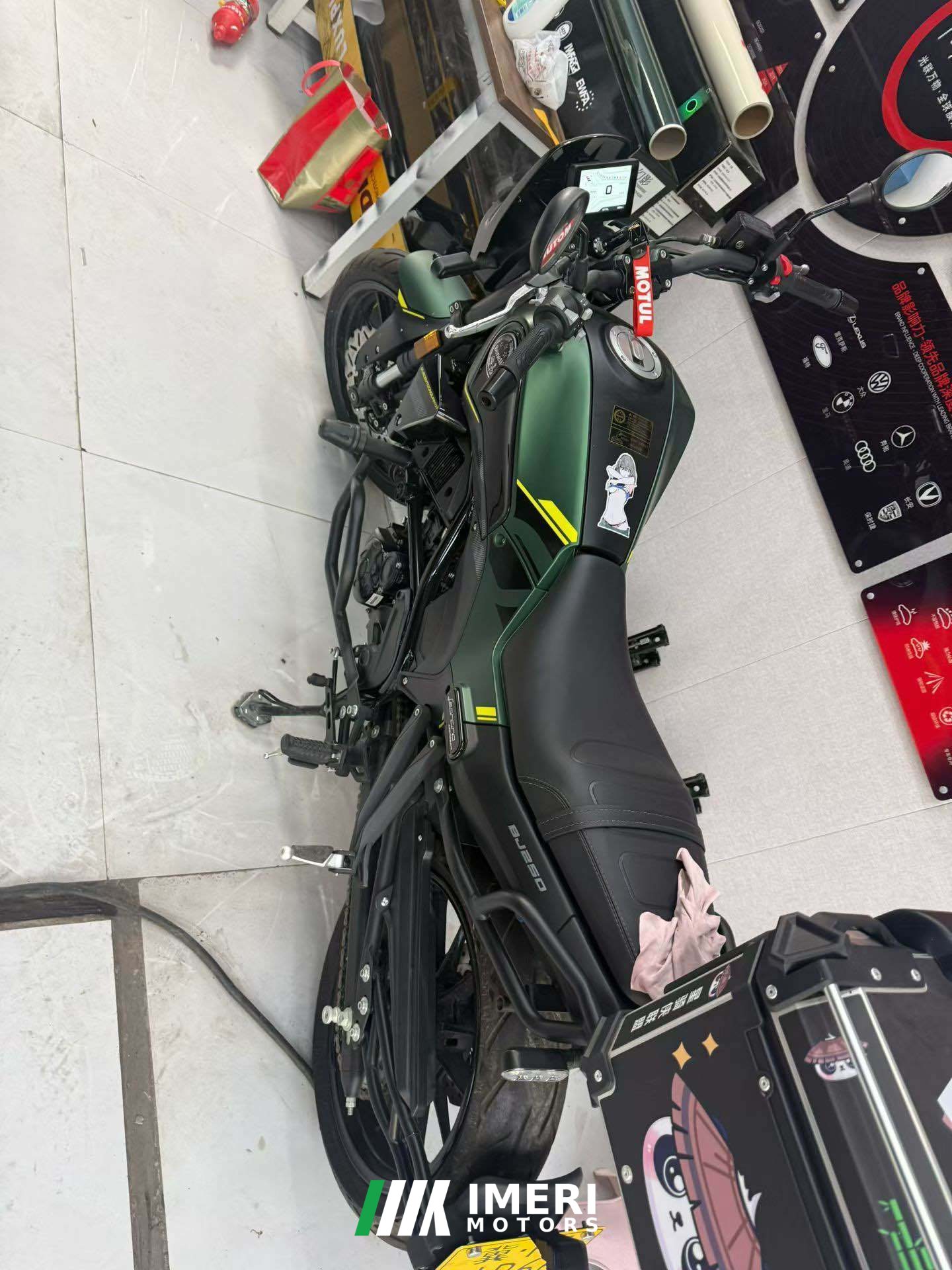 2022 Benelli Young Lion Leoncino 250