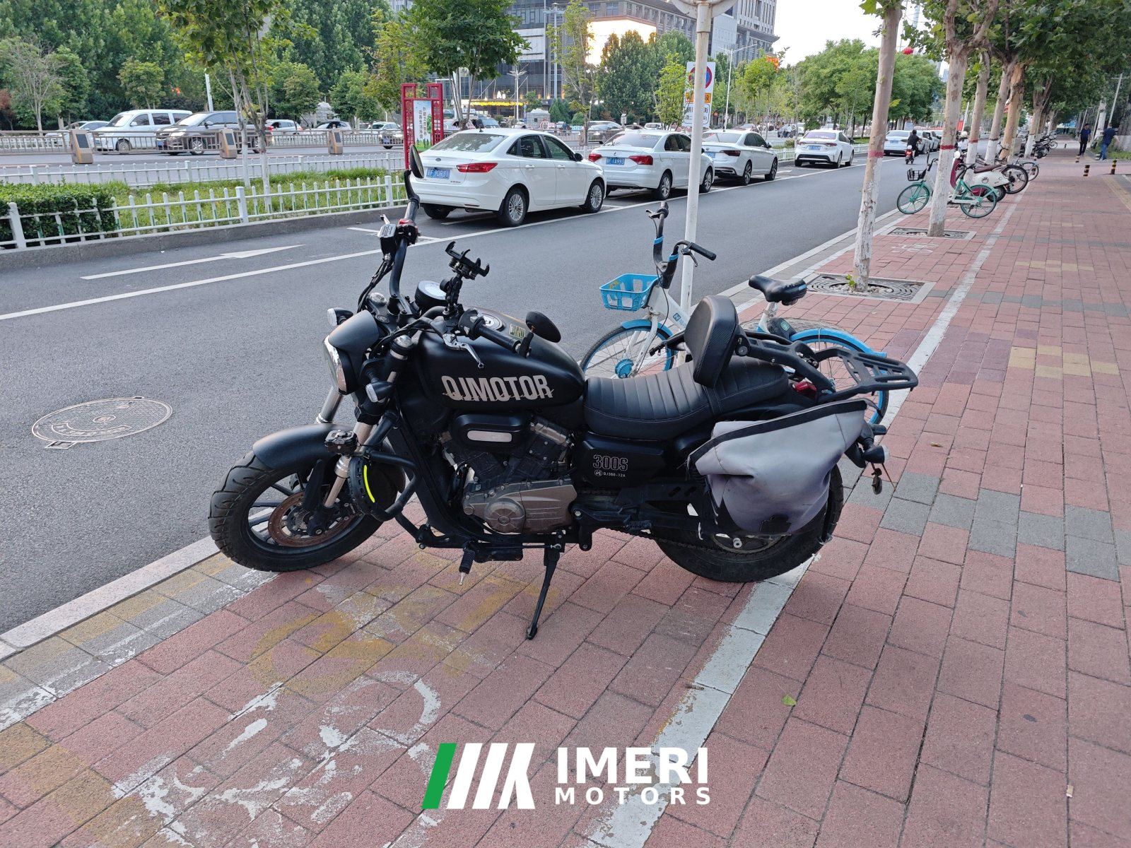 2022 QJMOTOR Flash 300