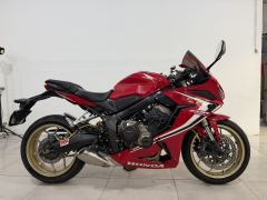 Honda CBR650R - photo 2