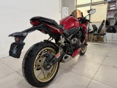Honda CBR650R - photo 3