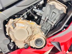 Honda CBR650R - фото 6