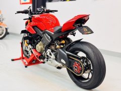 Ducati Street Fighter V4 1100 cc - ფოტო 9
