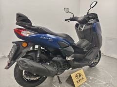 Yamaha NMAX 155 cc - photo 8