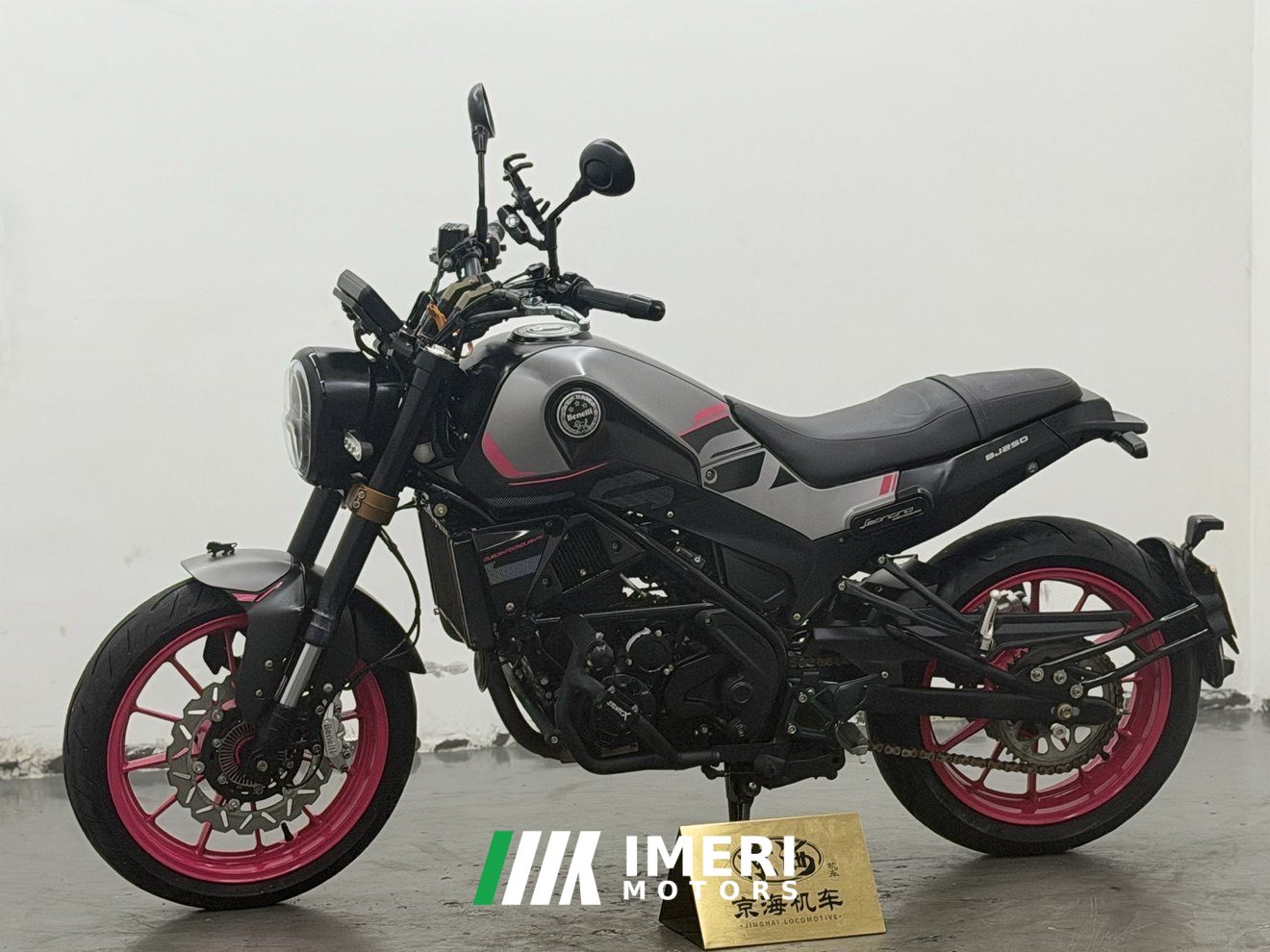 2021 Benelli Young Lion Leoncino 250