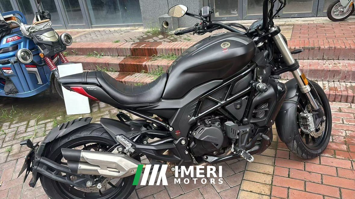 2021 Benelli 502C 500 cc