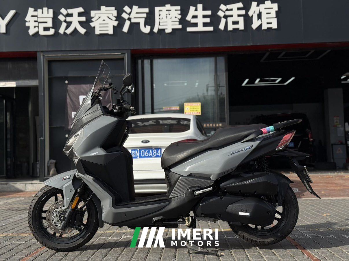 2022 SYM Joymax F 300