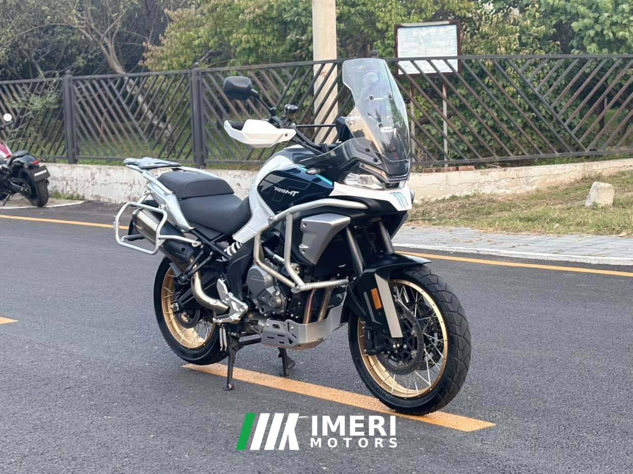 2025 CFMOTO 700MT