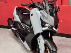 Yamaha XMAX 300 cc - ფოტო 2