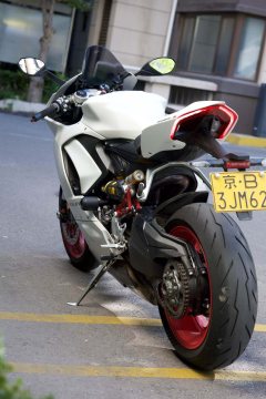 Ducati Panigale V2 955 cc - ფოტო 9