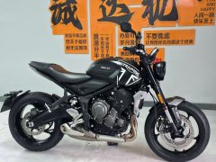 Triumph Trident 660 - ფოტო 4