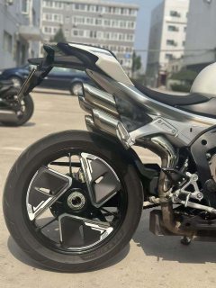 CFMOTO 750SR-S - ფოტო 4