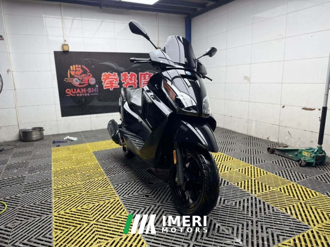 Piaggio X7 250 cc - мотоцикл из Китая