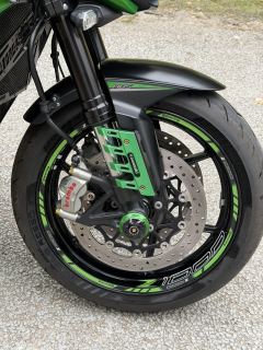Kawasaki Z1000 - ფოტო 10