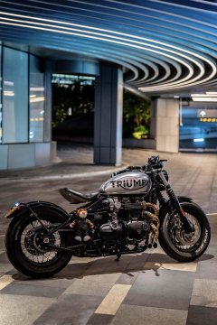 Triumph Bonneville Bobber 1200 cc - ფოტო 2