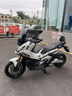 Honda X-ADV 750 - photo 2