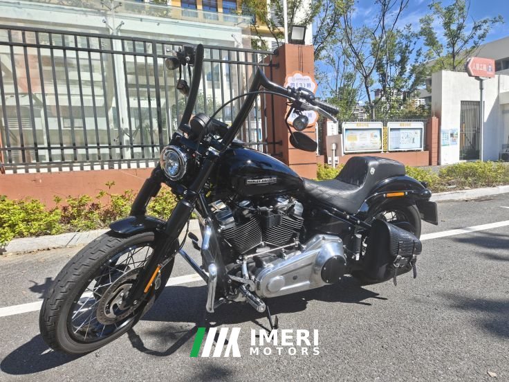 2025 Harley-Davidson Street Bull Street Bob 1923 cc
