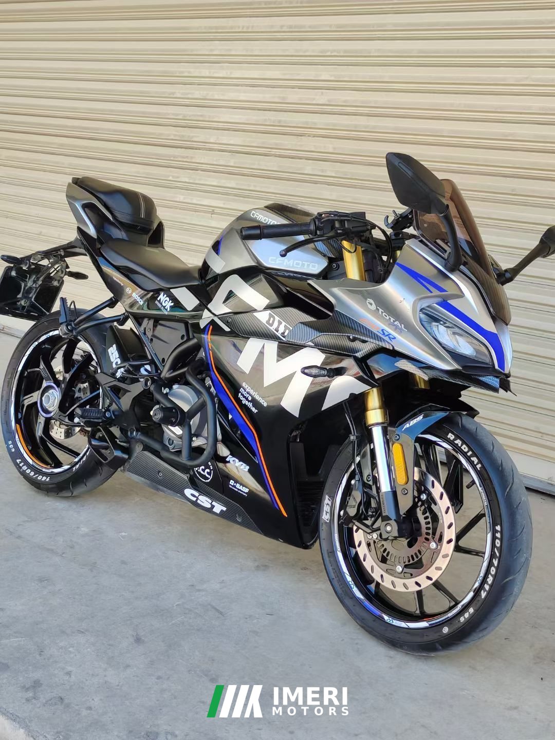 2022 CFMOTO 250SR