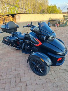 John Waye Weidinán 400 cc - ფოტო 1