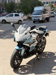 Honda CBR400R - фото 2
