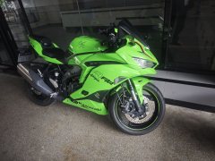Kawasaki ZX-4R 400 cc - ფოტო 2