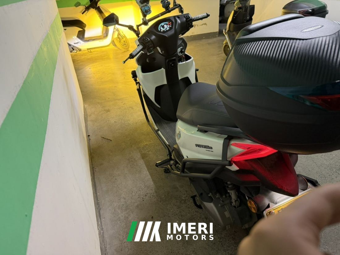 QJMOTOR Hong 150RS - მოტოციკლი ჩინეთიდან