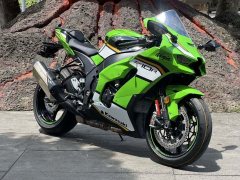 Kawasaki Ninja ZX-10R 1000 cc - фото 1