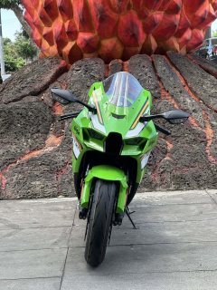 Kawasaki Ninja ZX-10R 1000 cc - фото 2