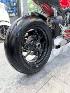 Ducati Panigale V4 1100 cc - ფოტო 3