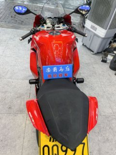 Ducati Panigale V4 1100 cc - ფოტო 9